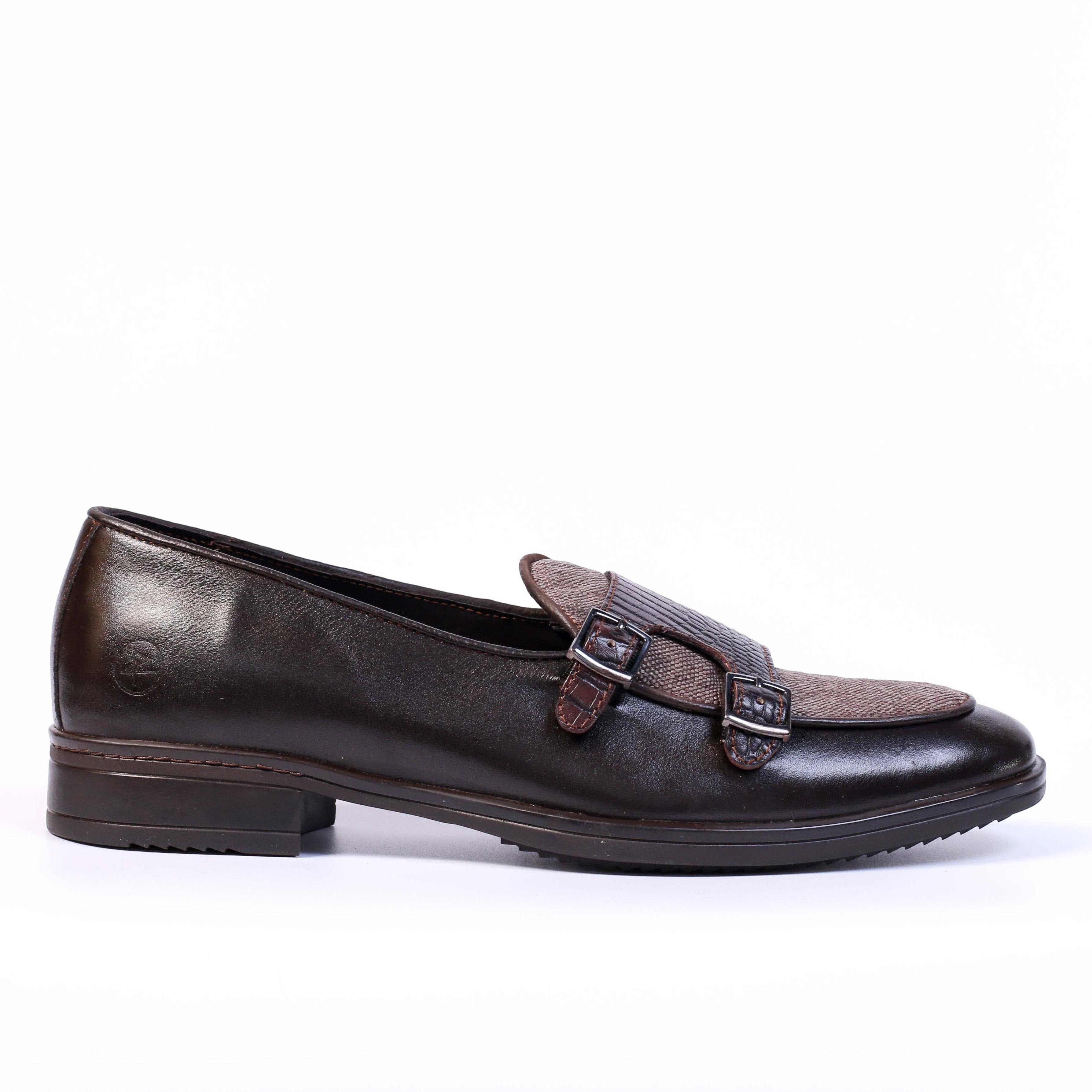 CHAUSSURE EN CUIR MARRON 2021