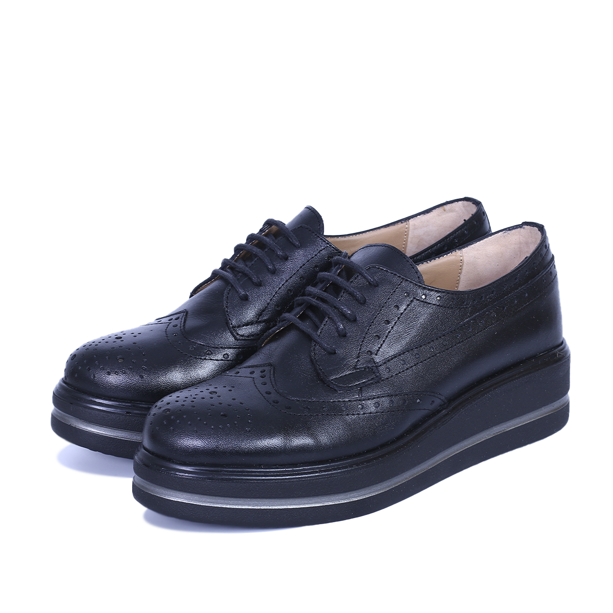 PINAR EN CUIR NOIR