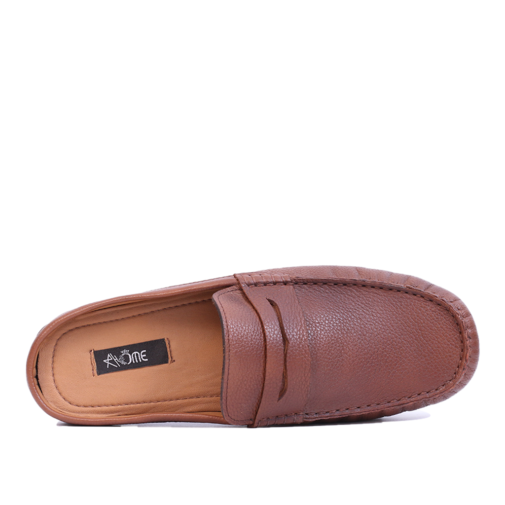 020  mocassin-style mule en cuir Marron