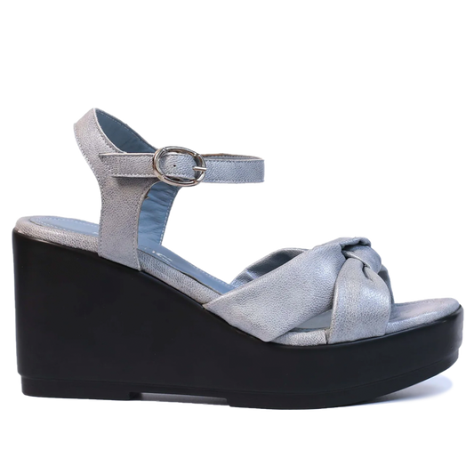 7006 SANDALES EN CUIR BLEU CIEL