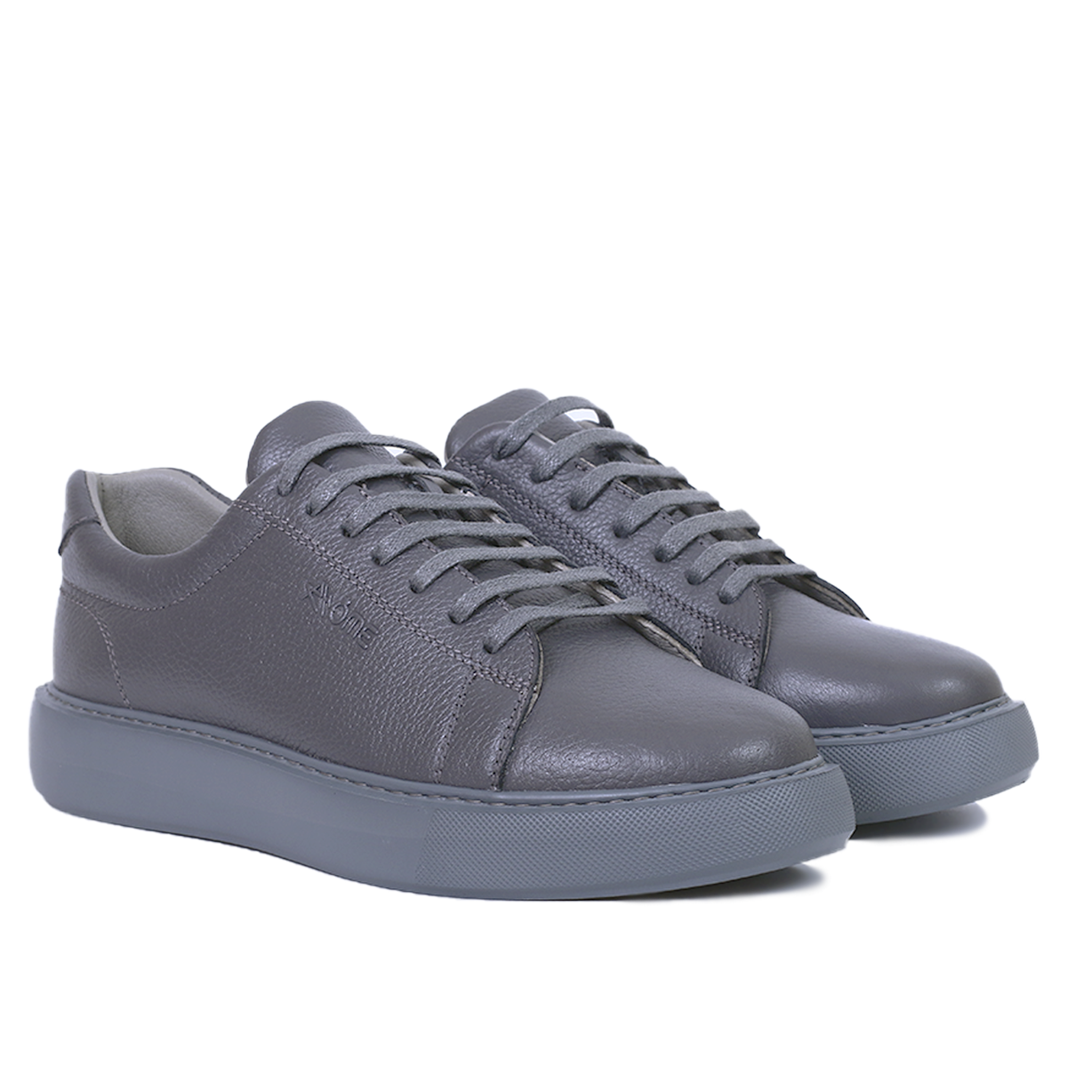 BASKET CUIR GRIS 800