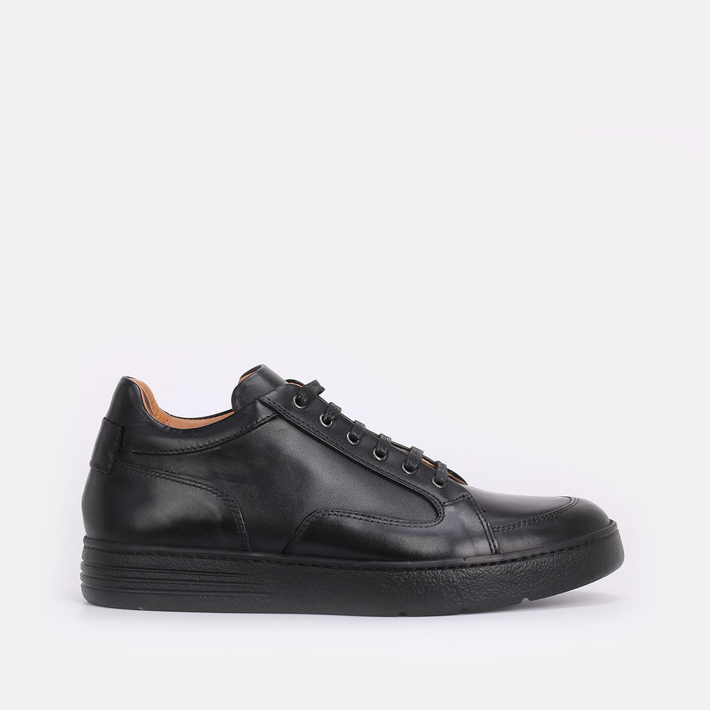 Genova Sneakers / Basket en cuir Noir