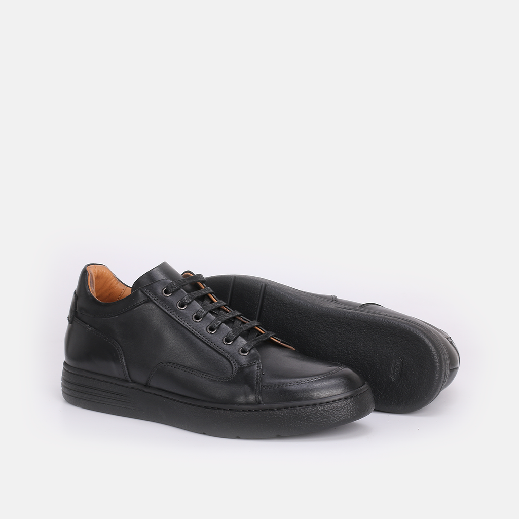 Genova Sneakers / Basket en cuir Noir