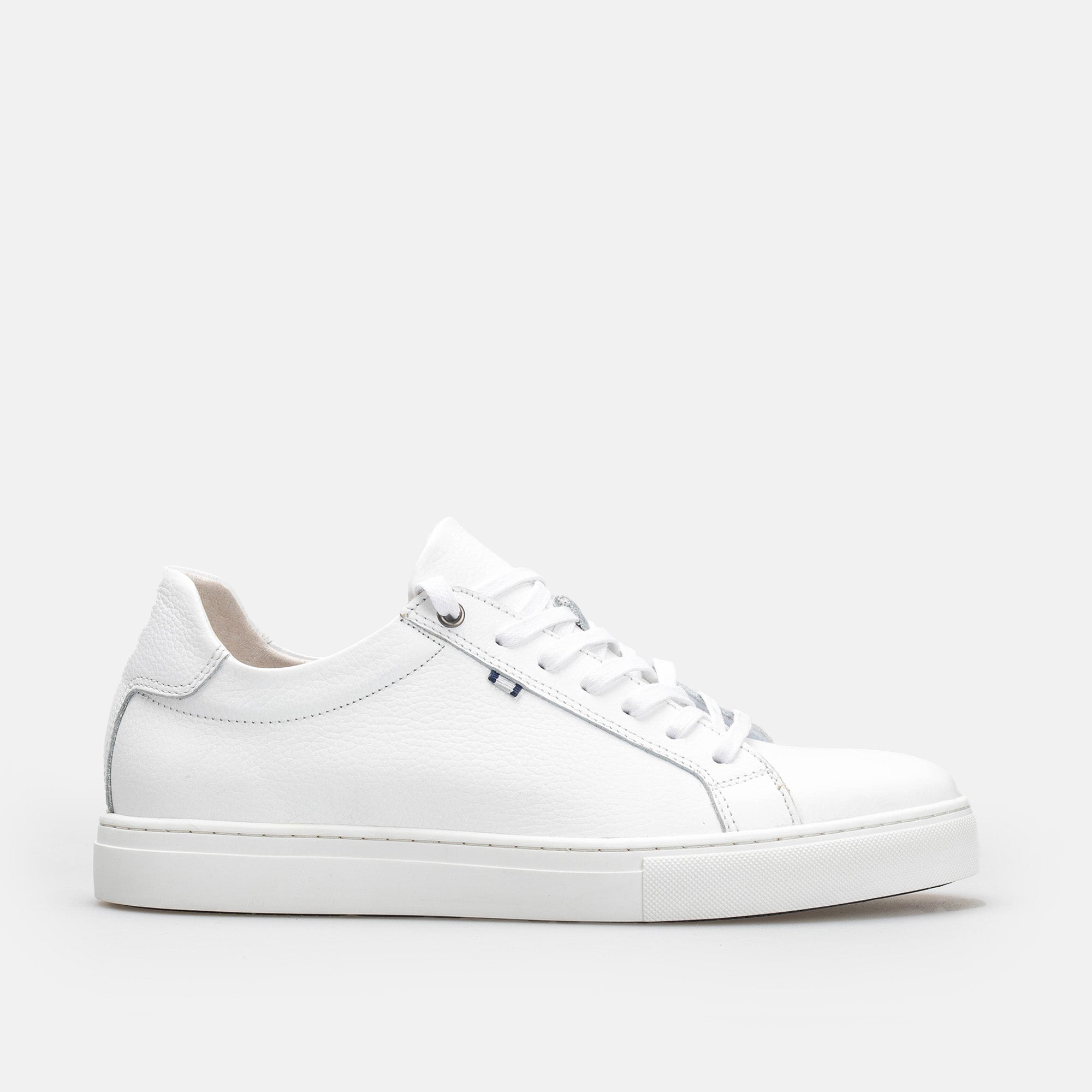 BASKET EN CUIR BLANC 528