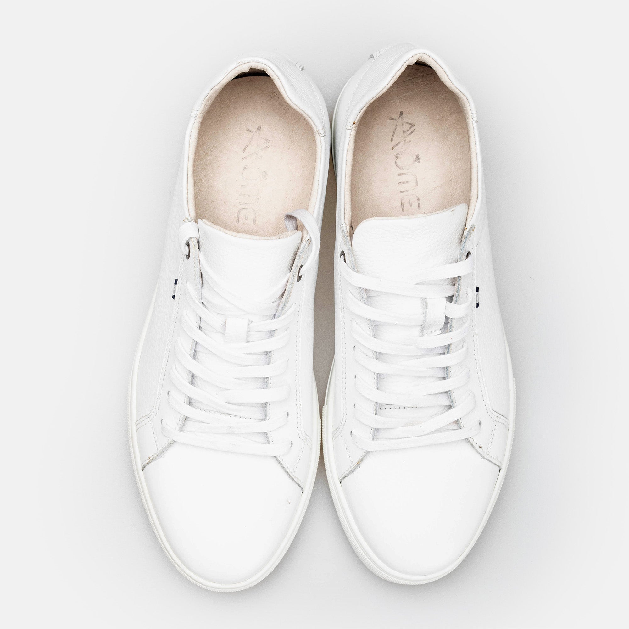 BASKET EN CUIR BLANC 528