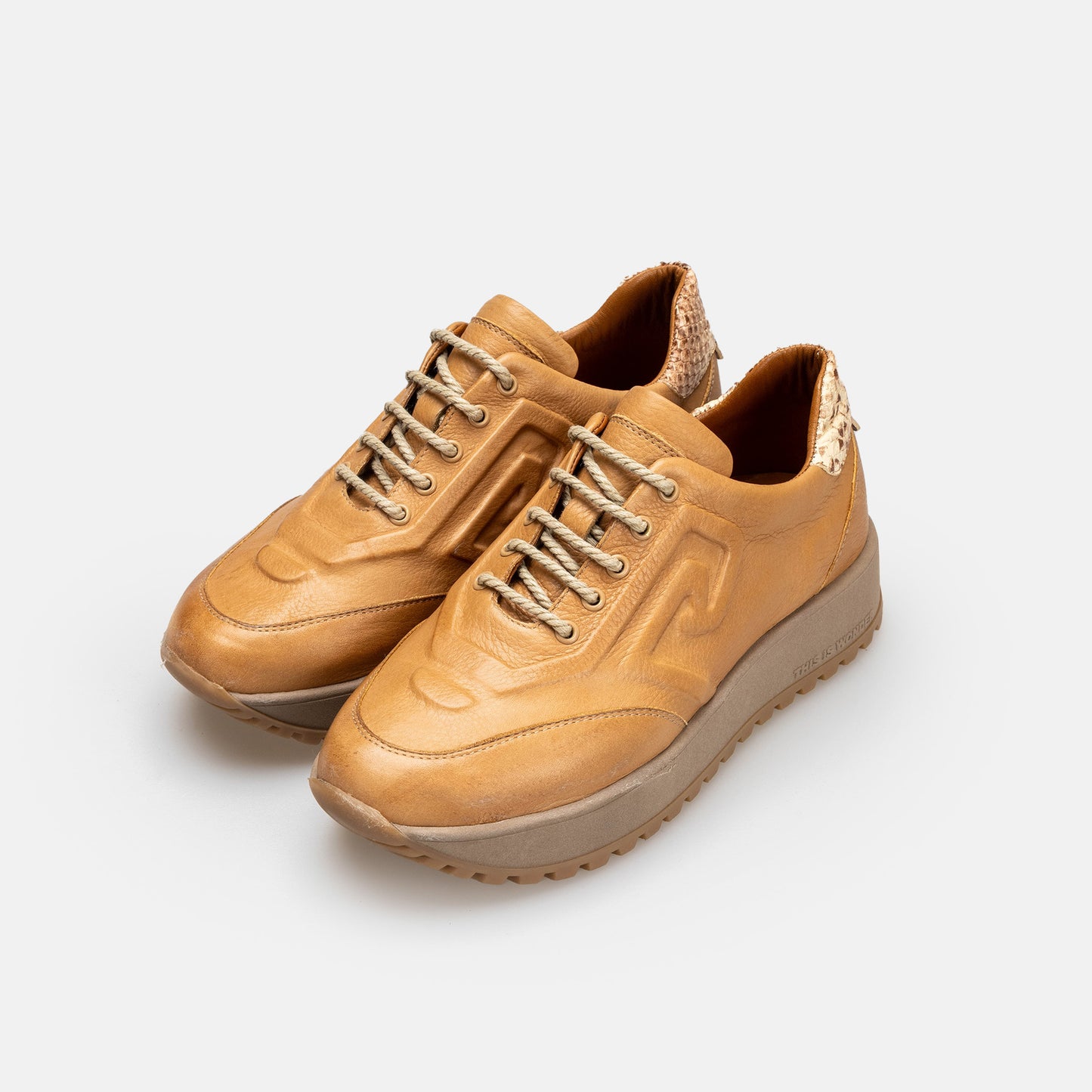 Velora en cuir tabac