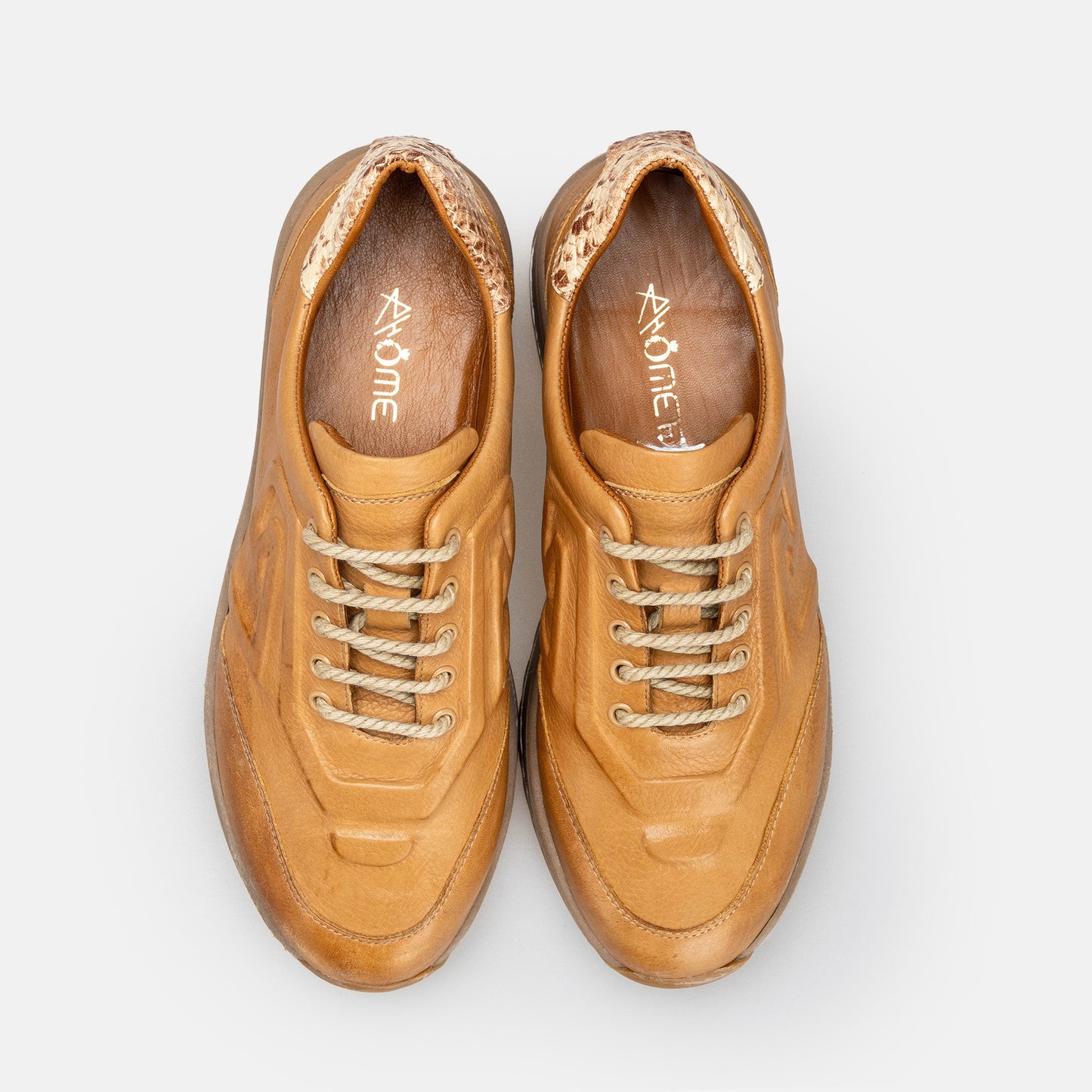 Velora en cuir tabac
