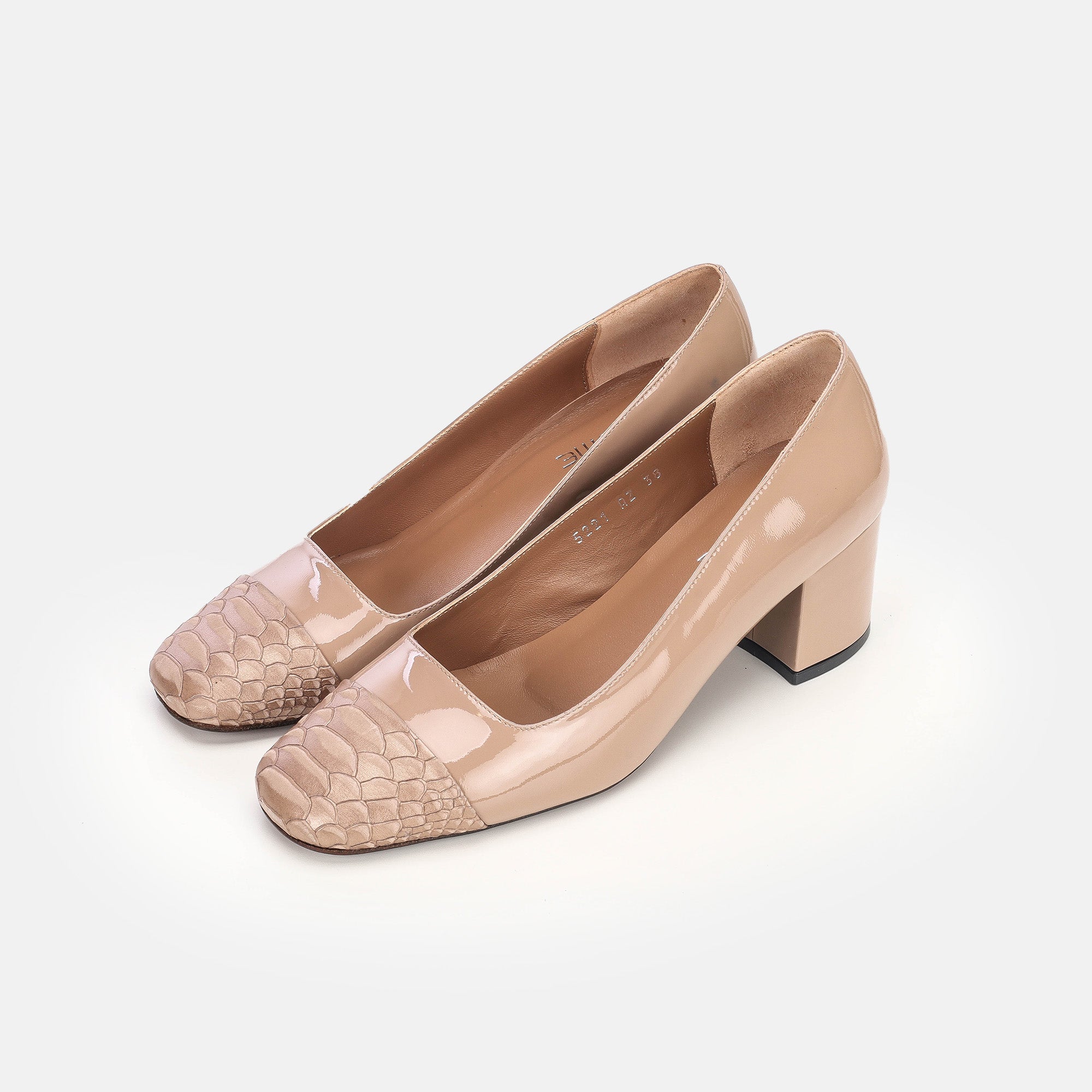 YACOUT EN CUIR BRILLANT NUDE