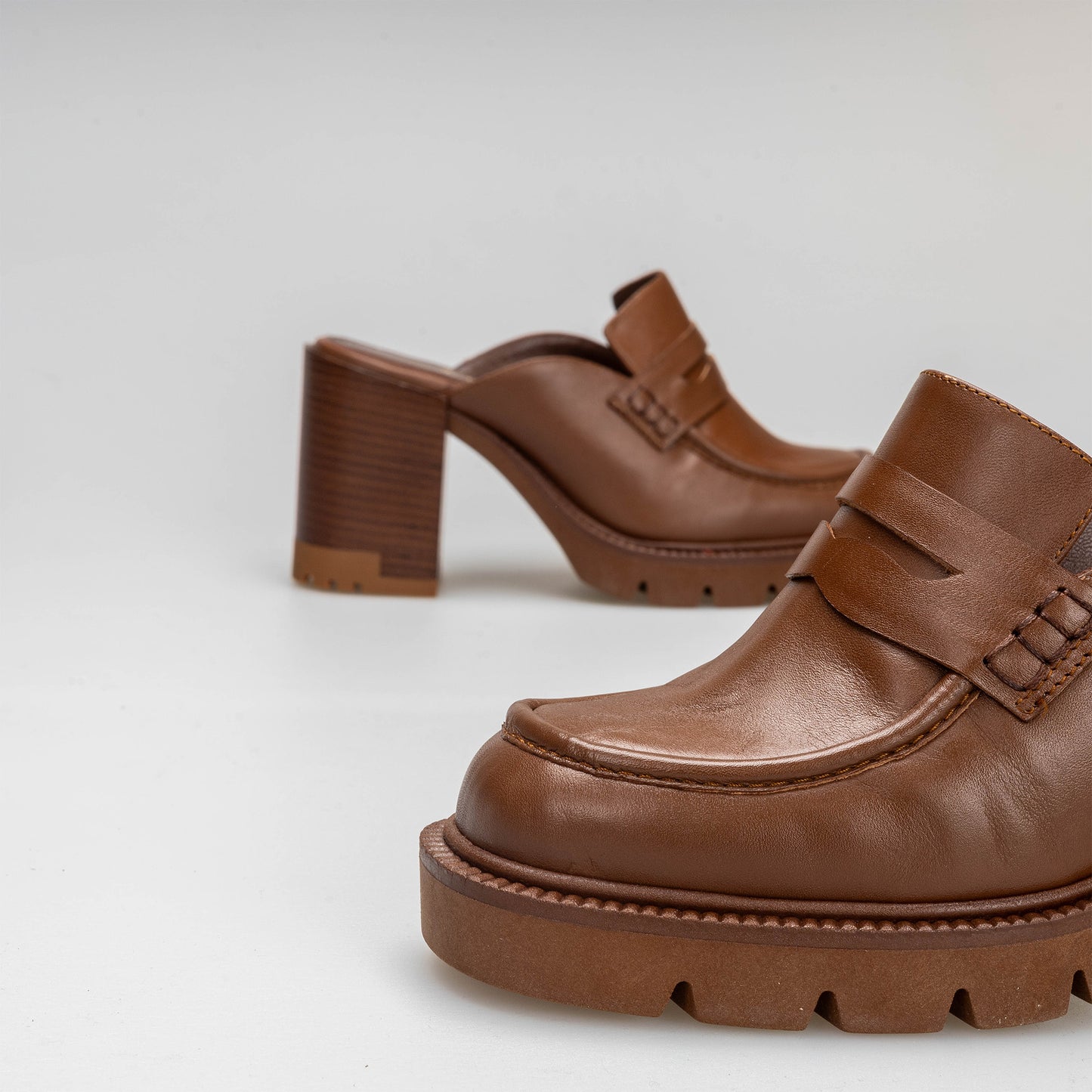 MULE MARRAKECH EN CUIR TABAC
