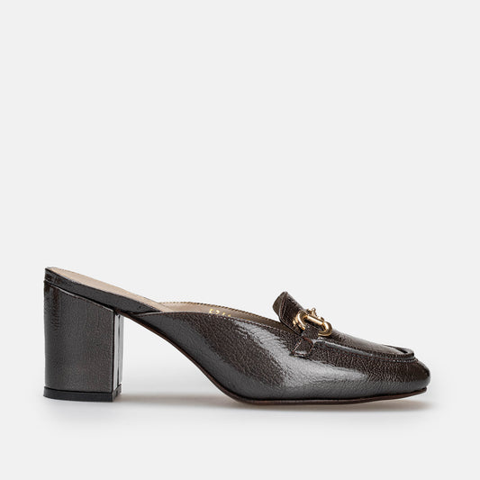 MULE TANGER EN CUIR  VERNIE MARRON