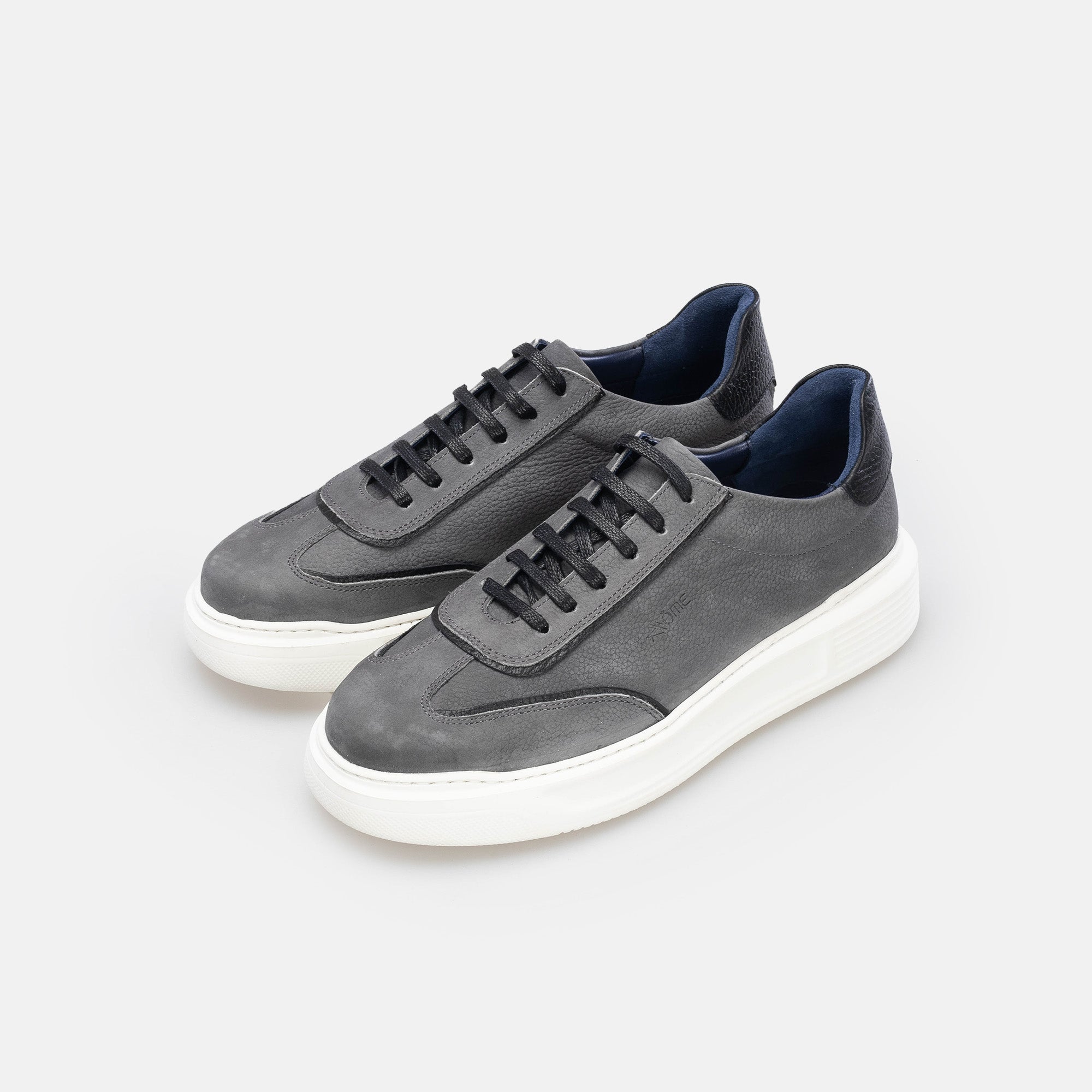 Koa Sneakers / Basket en nubuck Gris