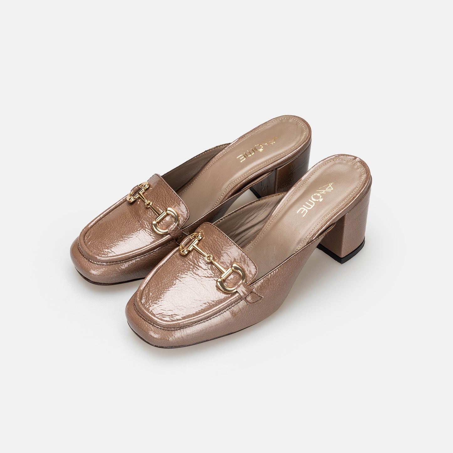 MULE TANGER EN CUIR  VERNIE TAUPE
