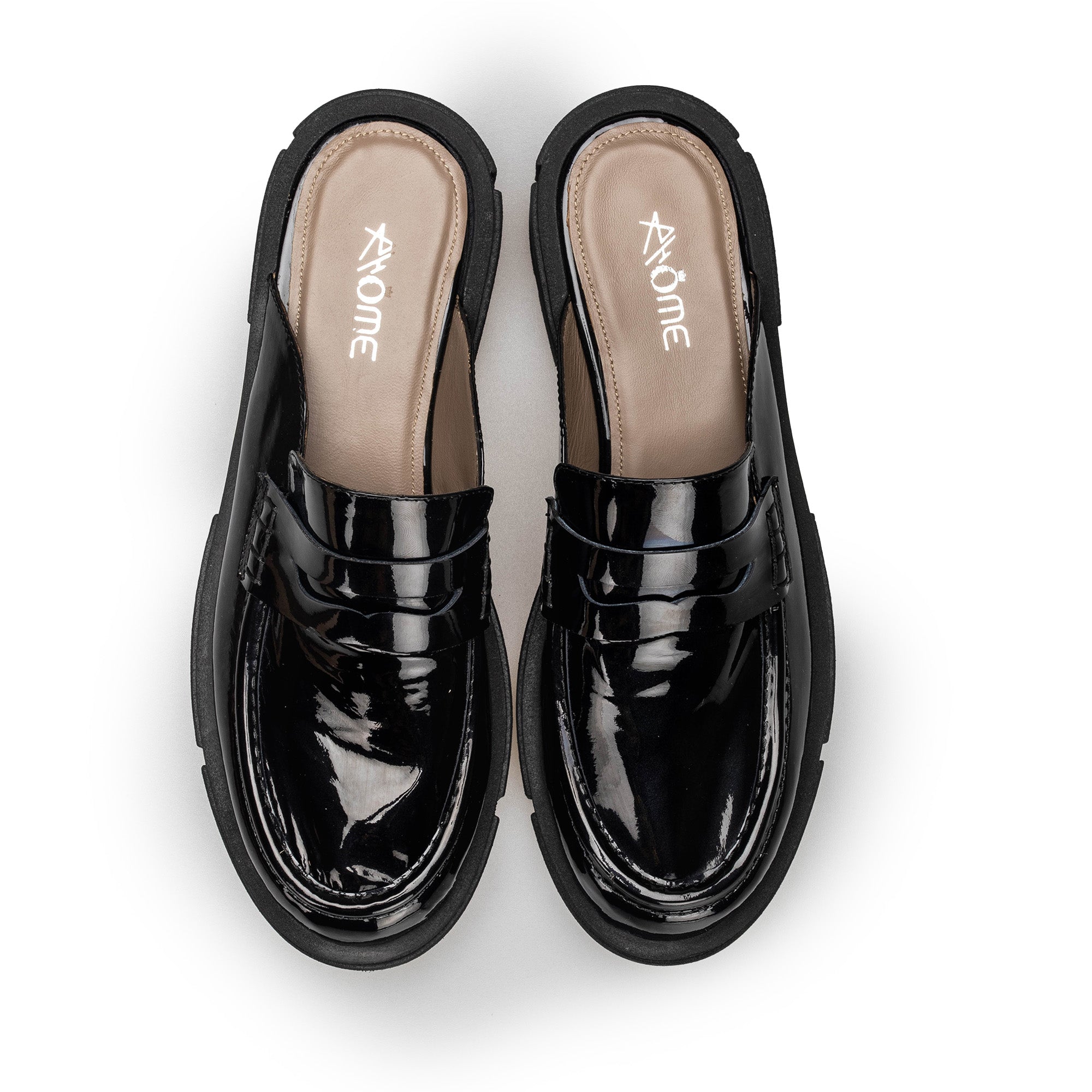 MULE MEKNES EN CUIR NOIR VERNIE
