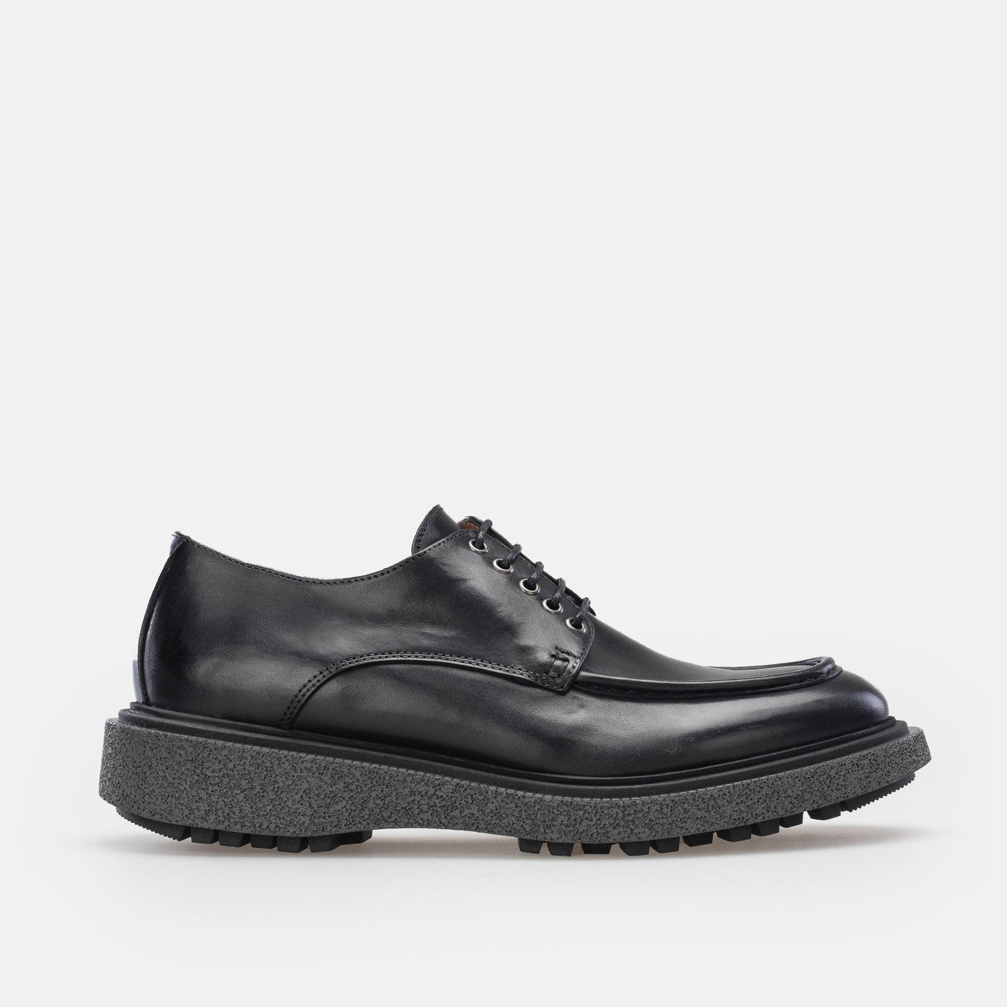 Robin  Derby en cuir noir
