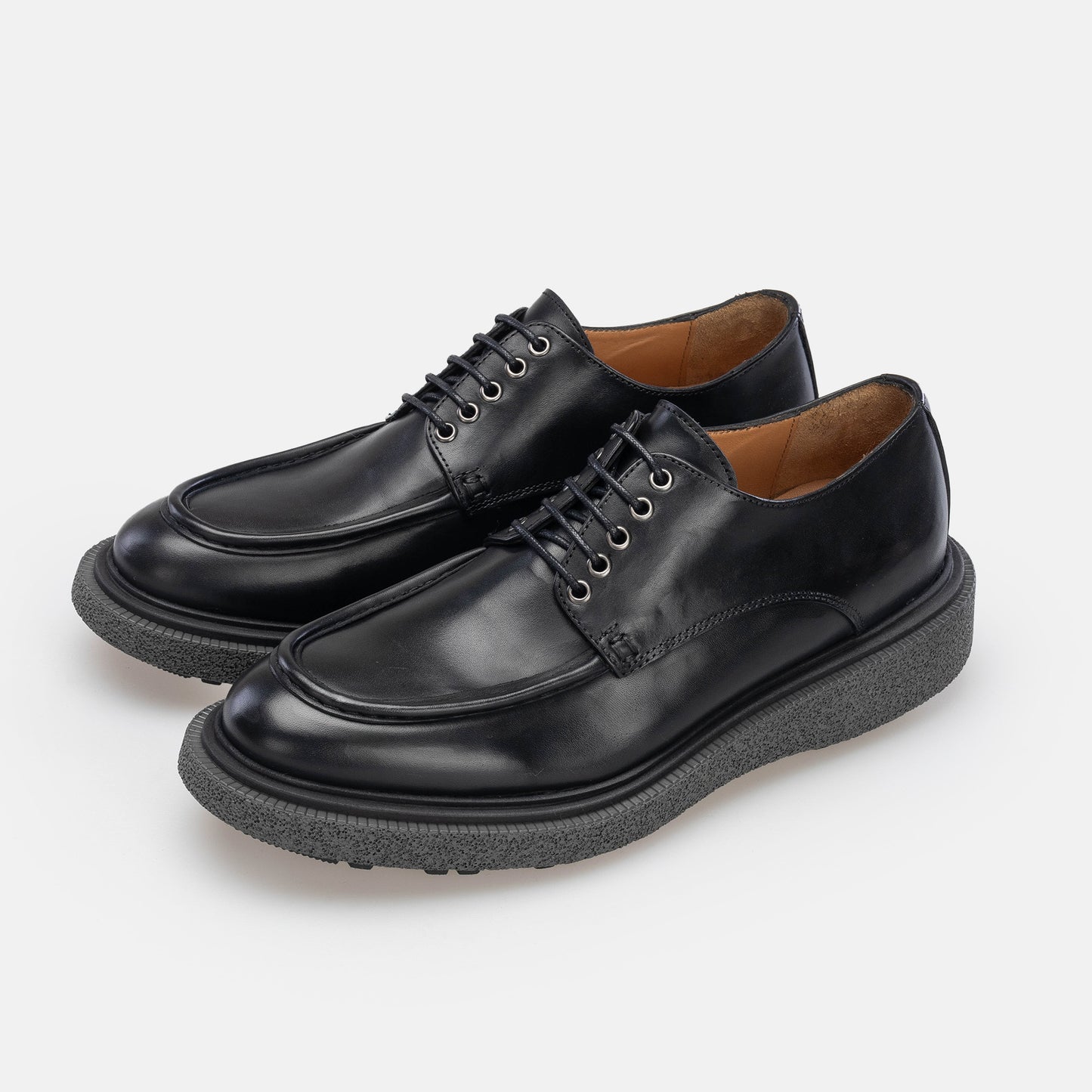 Robin  Derby en cuir noir