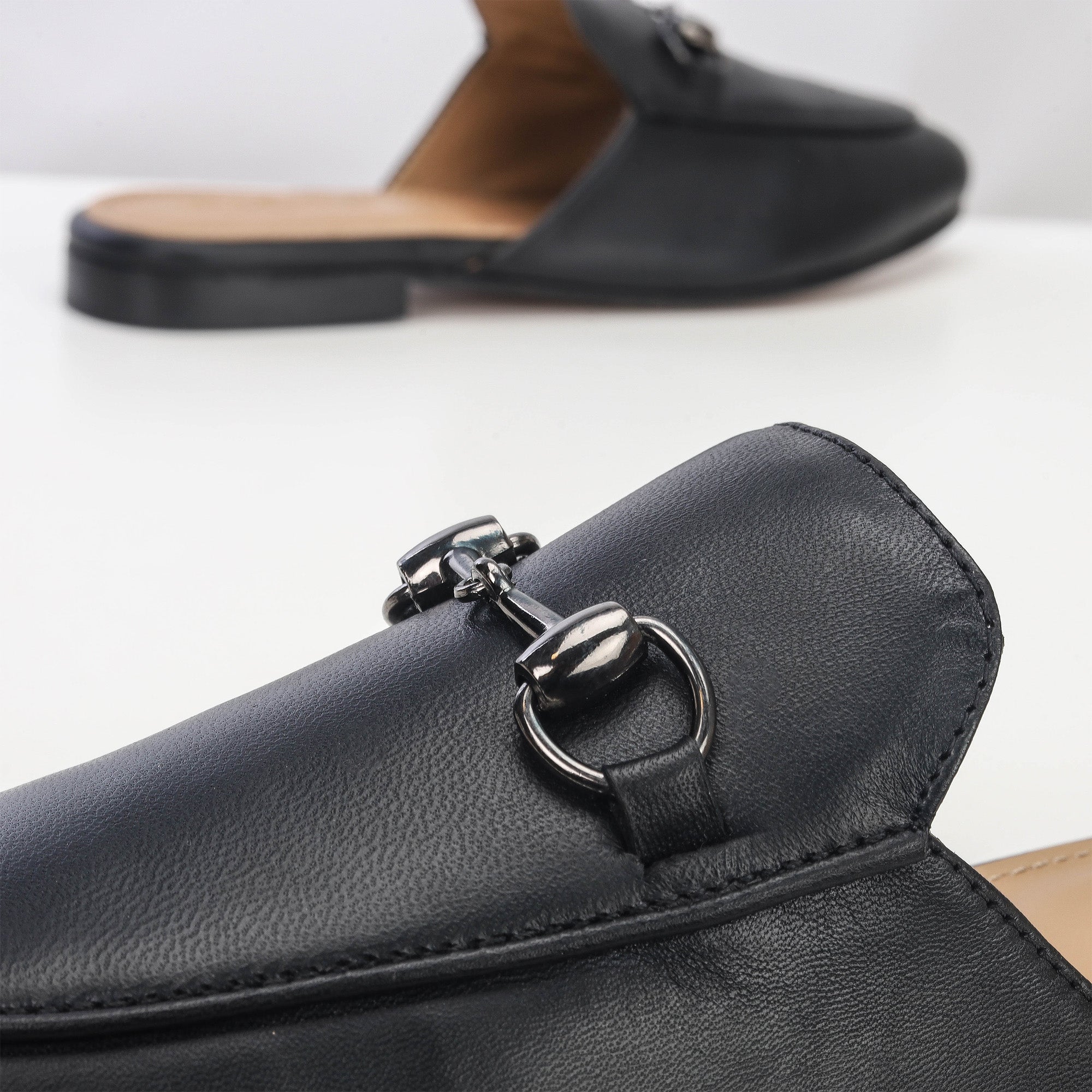 Mules Fes en cuir Noir