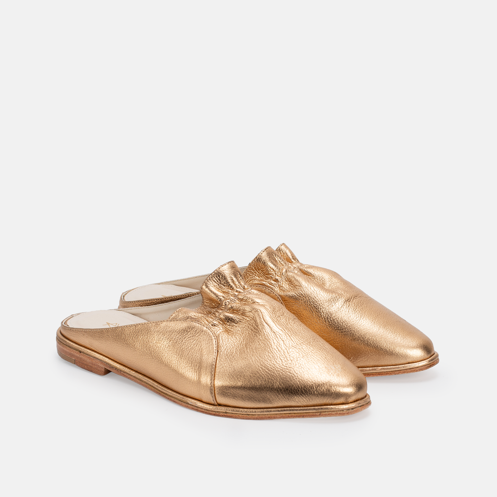 Belgha en cuir doré