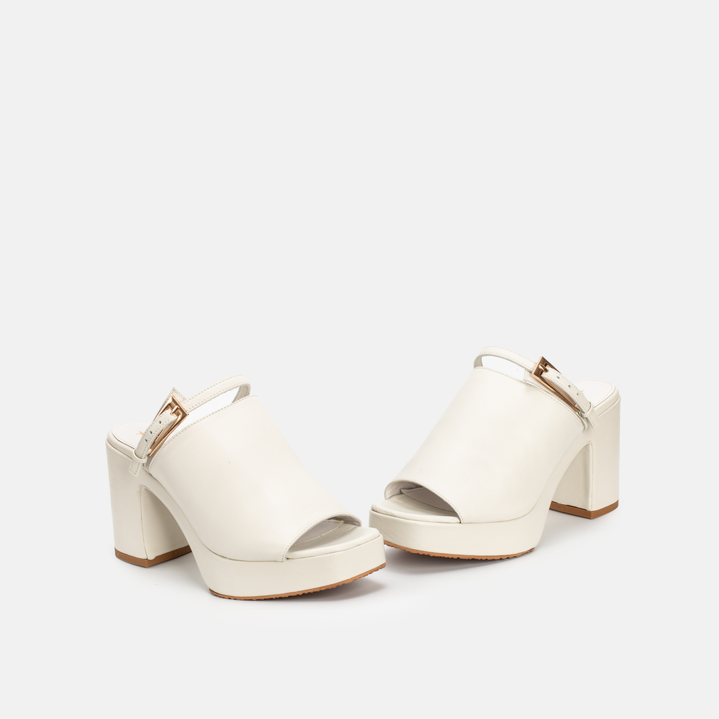 Betina Beige