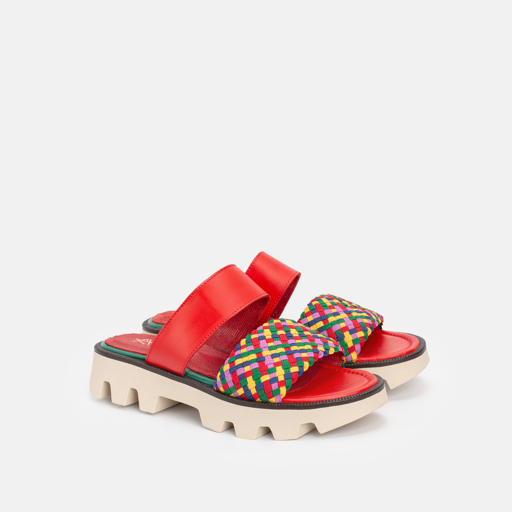 SANDALES EN CUIR Rouge 070