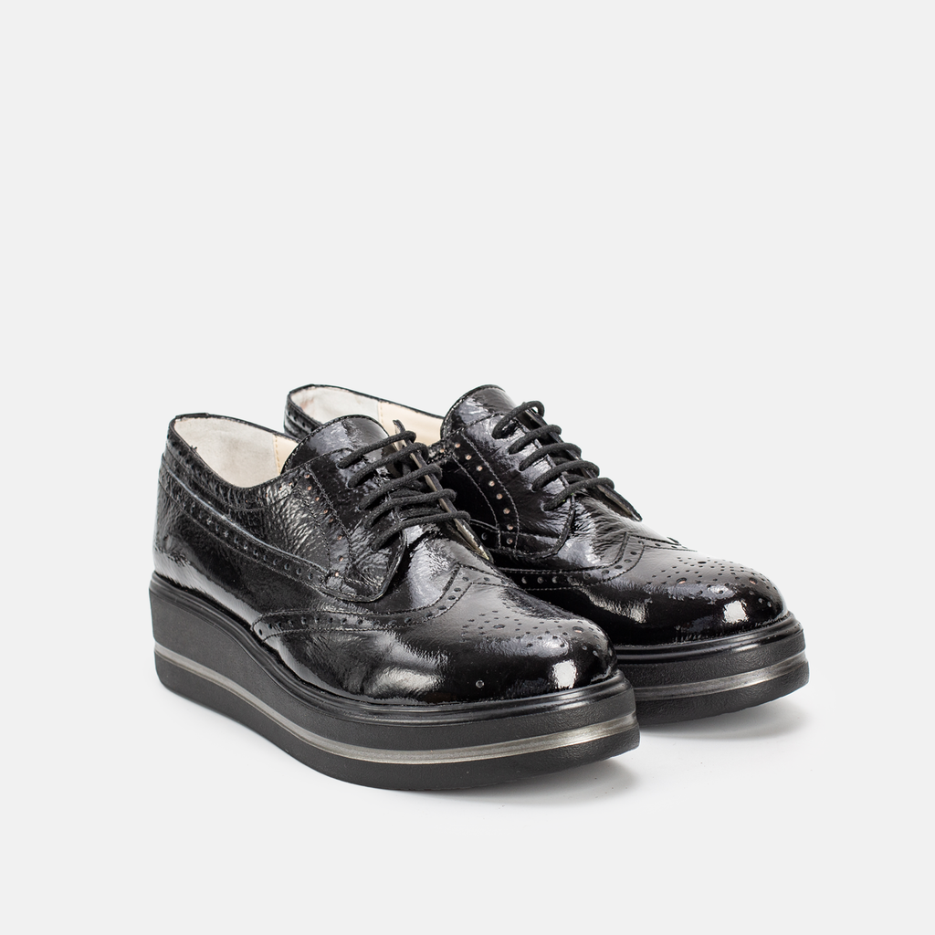 PINAR EN CUIR BRILLANT NOIR