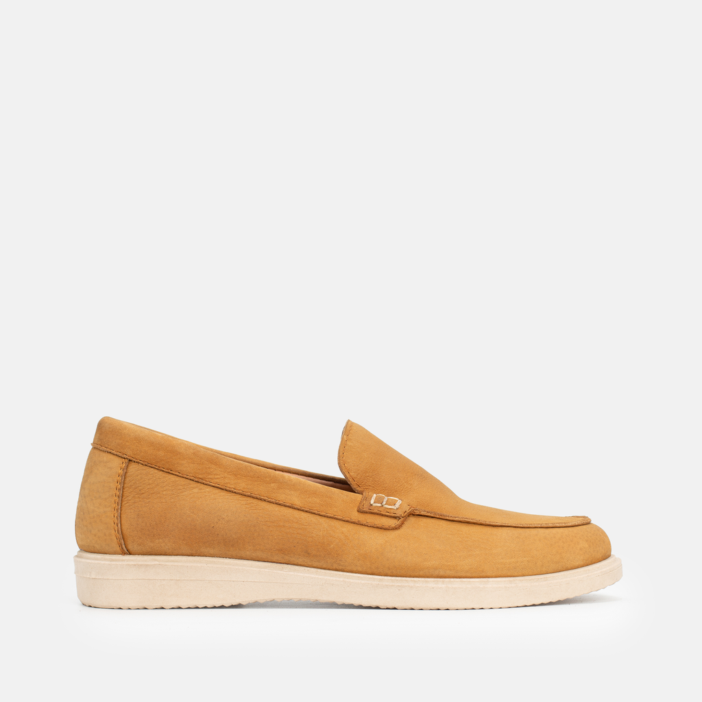 010 Mocassin en nubuck Tabac