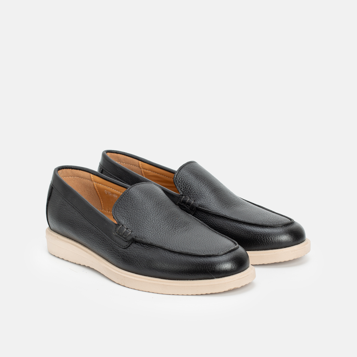 010 Mocassin en cuir Noir
