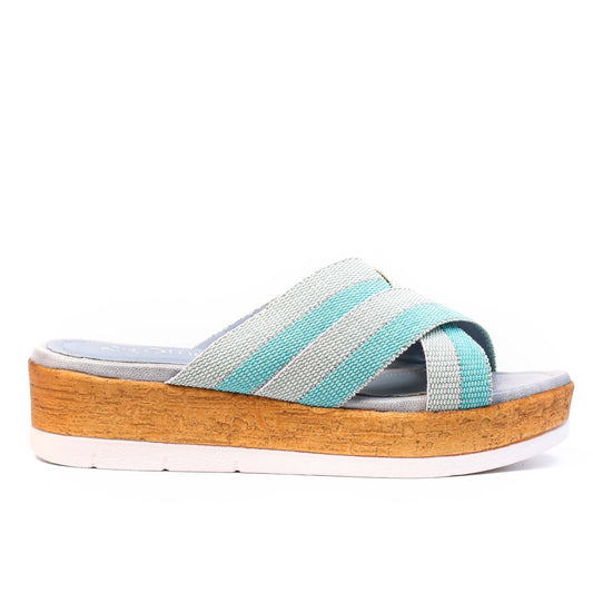 1054 SANDALES EN CUIR BLEU CIEL