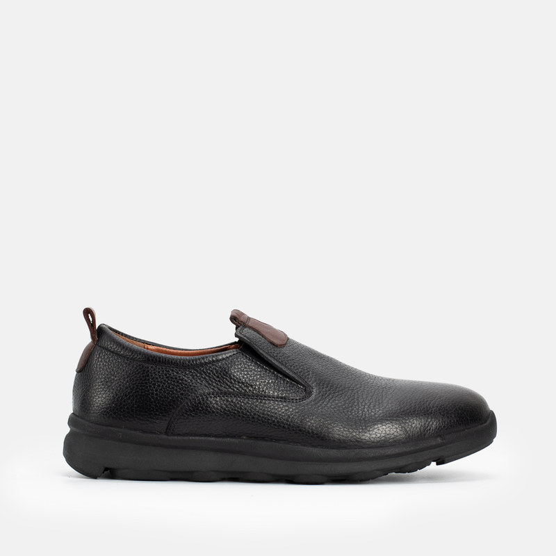 Chaussure en Cuir Noir-694