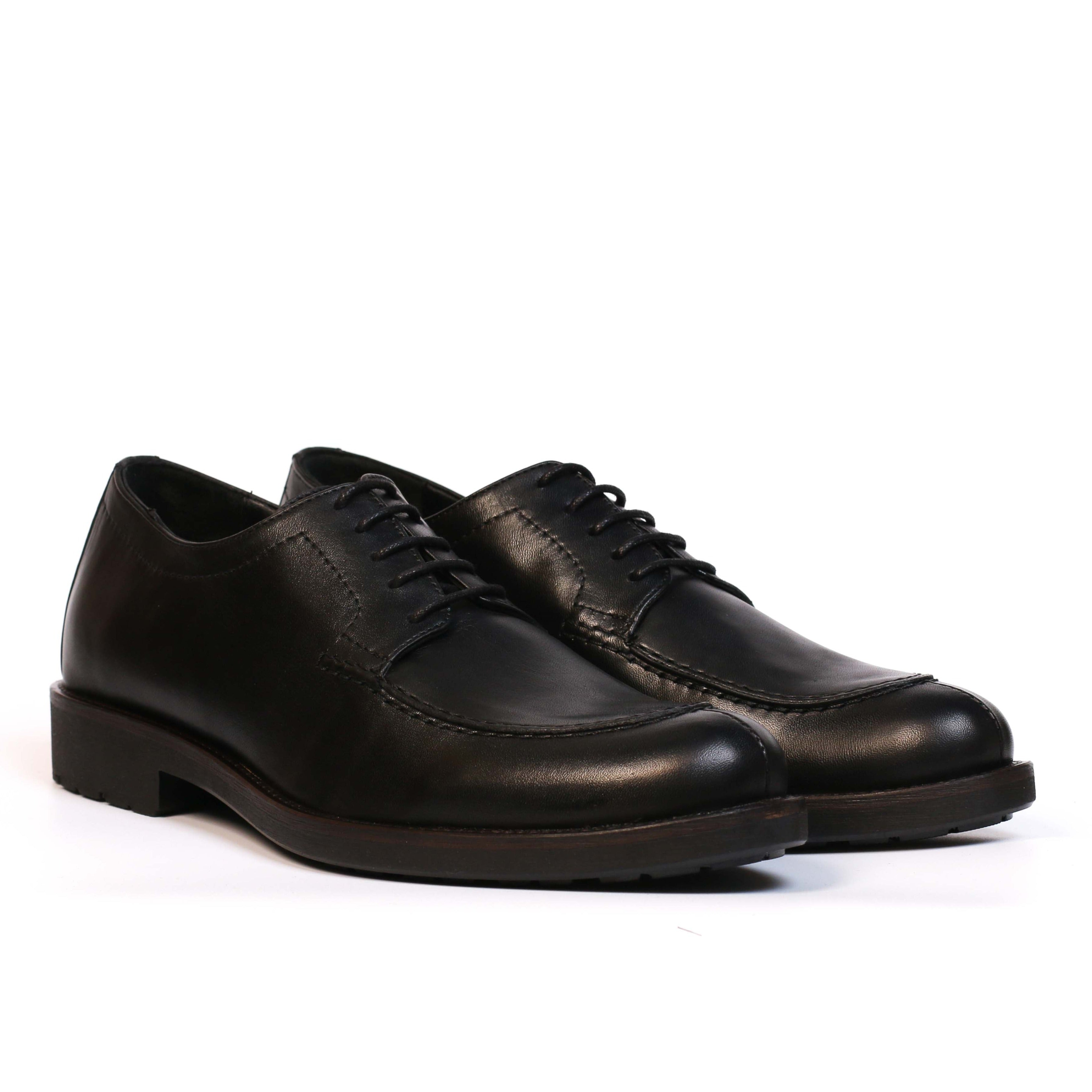 Chaussure en Cuir Noir-625