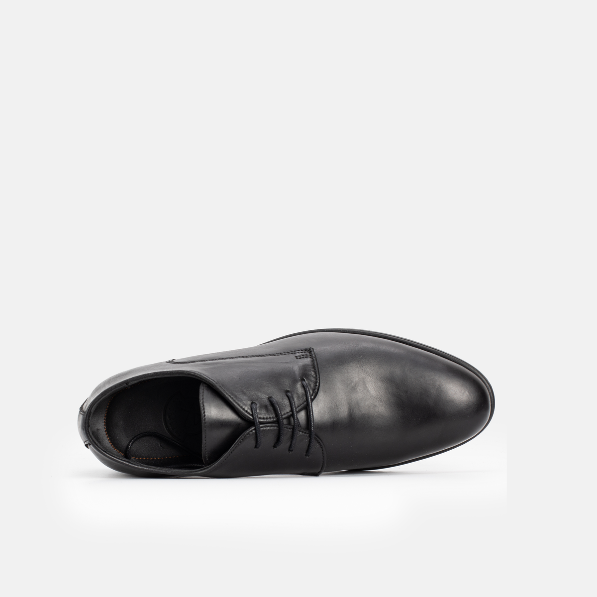 Chaussure en Cuir Noir 138