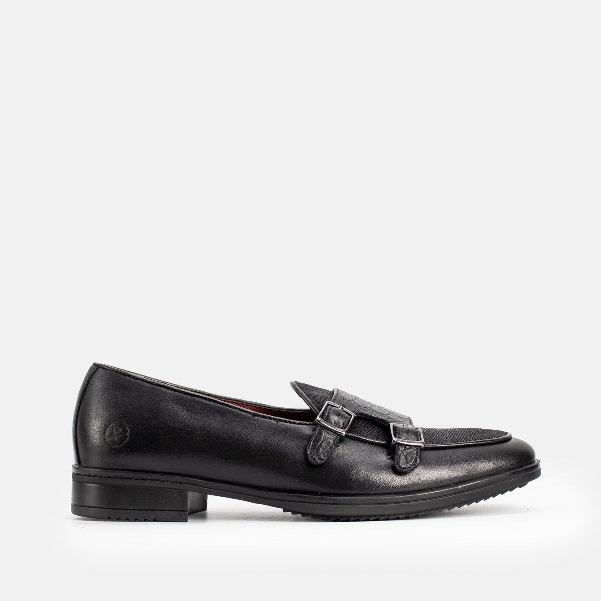 CHAUSSURE EN CUIR NOIR 2021