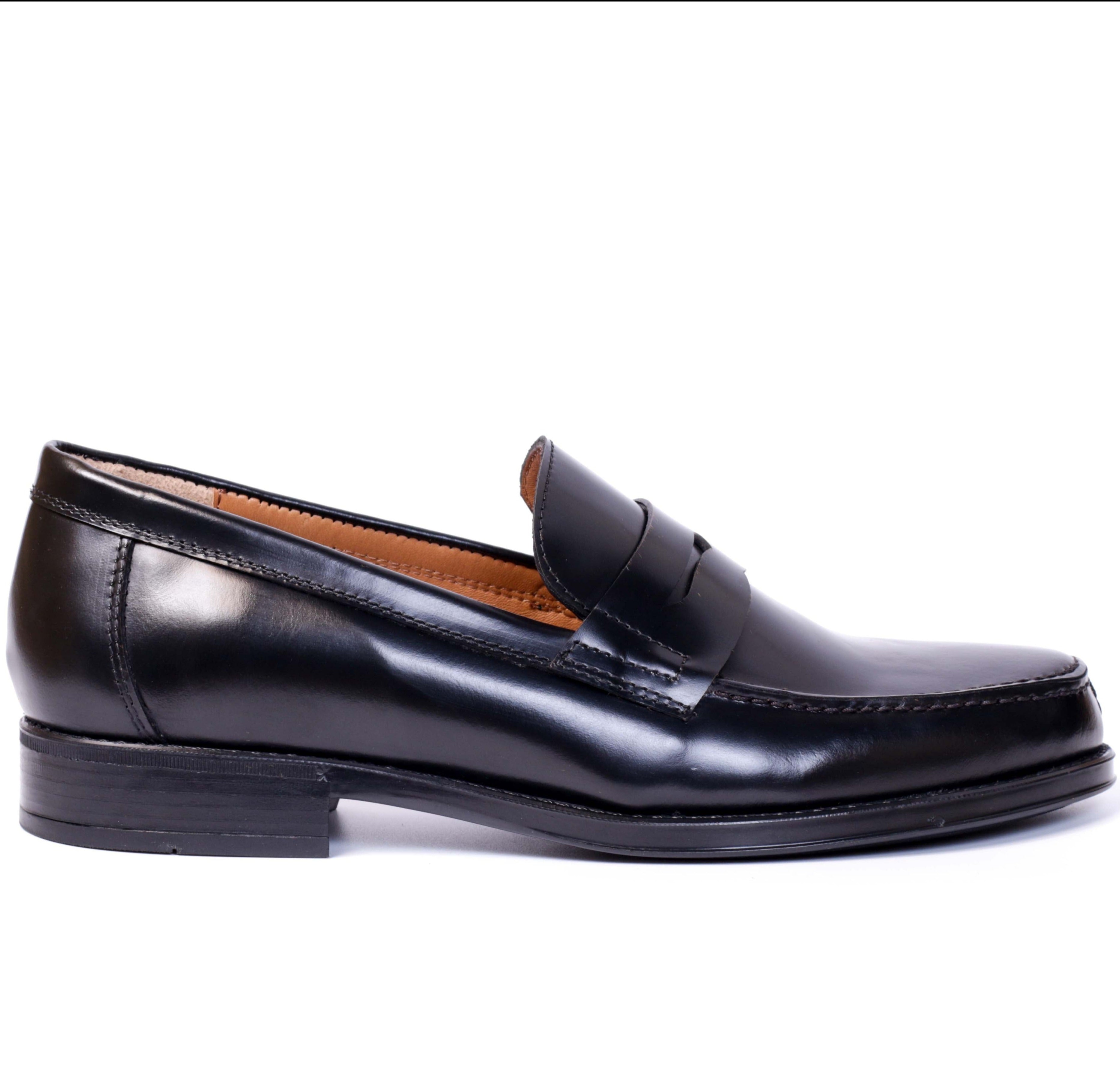 02041 chaussure en cuir noir