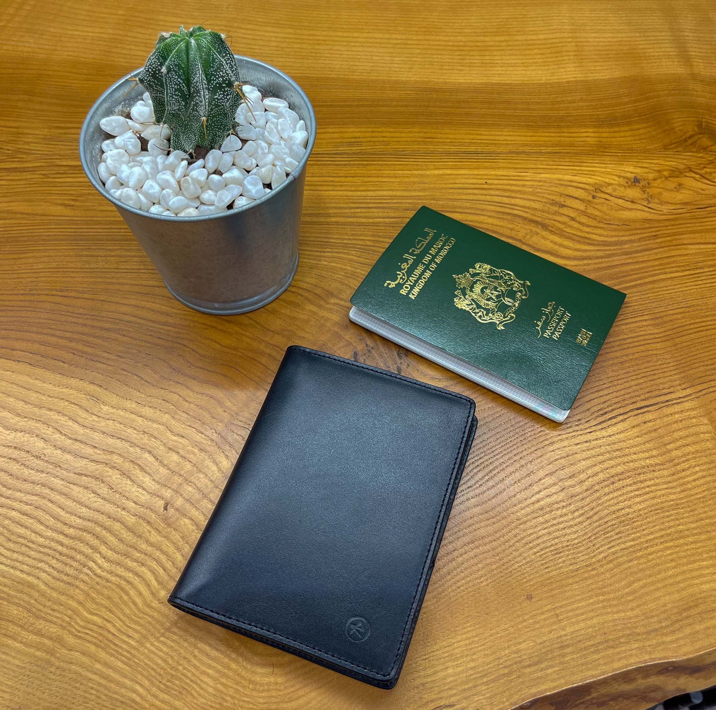 Porte-passeport en cuir Noir