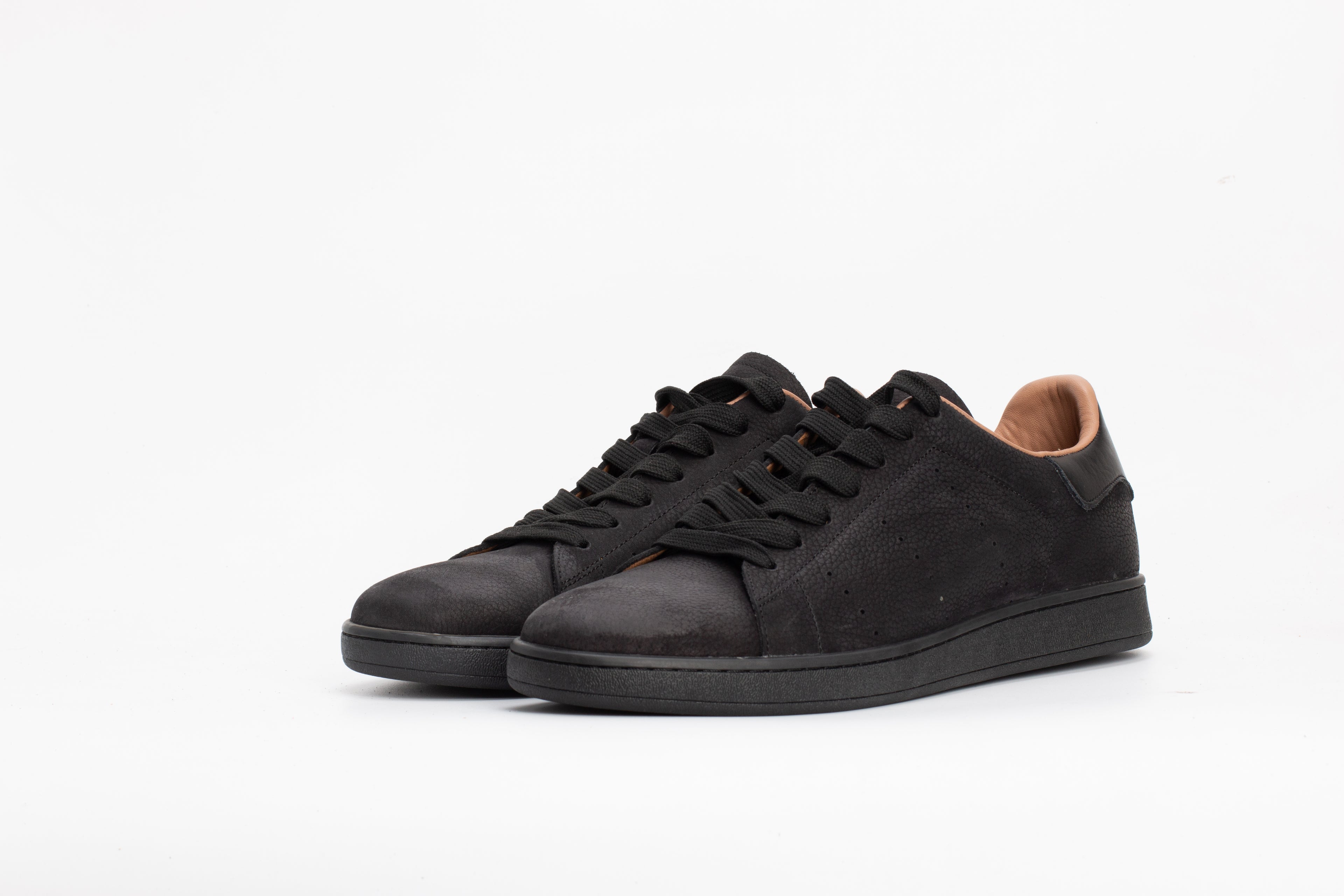 739 Nubuck Noir