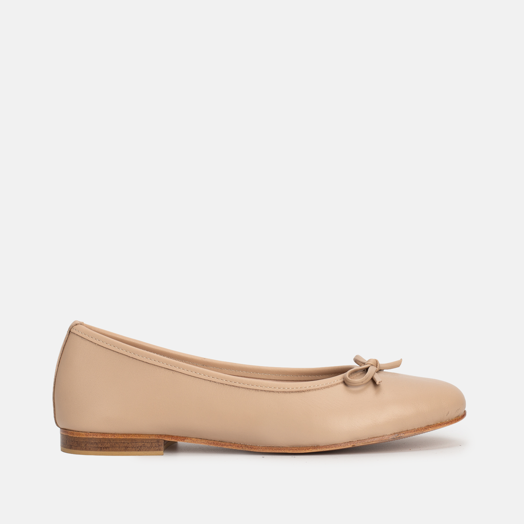 Claudia Beige