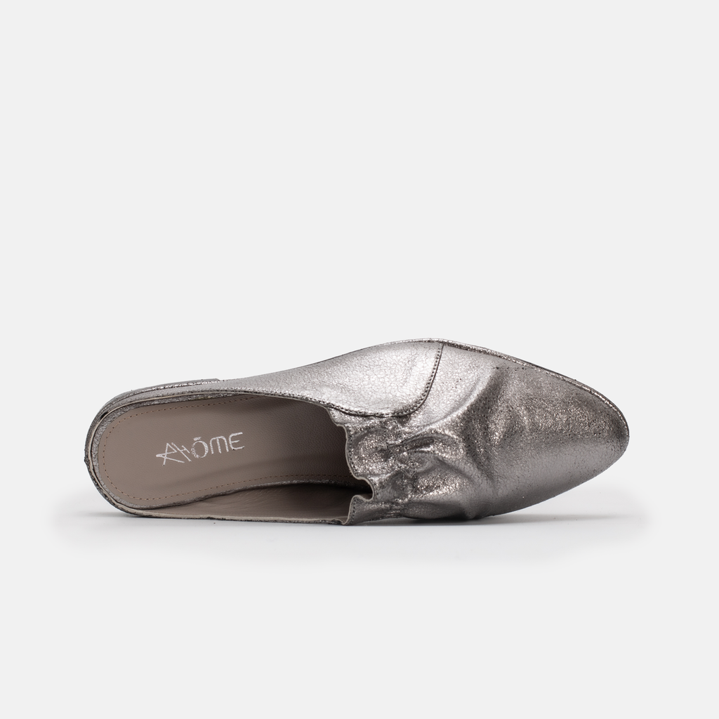 Belgha en cuir Nickel