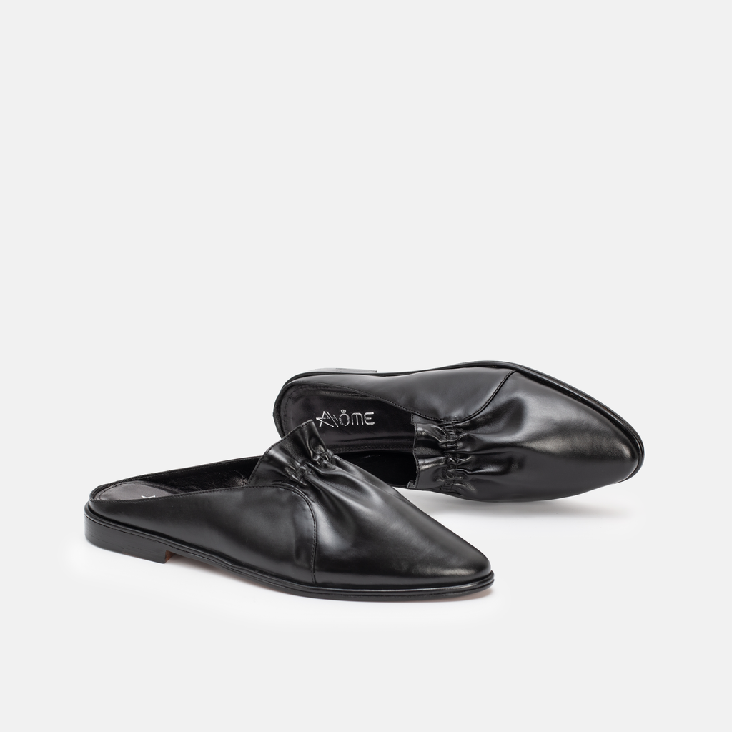 Belgha en cuir noir
