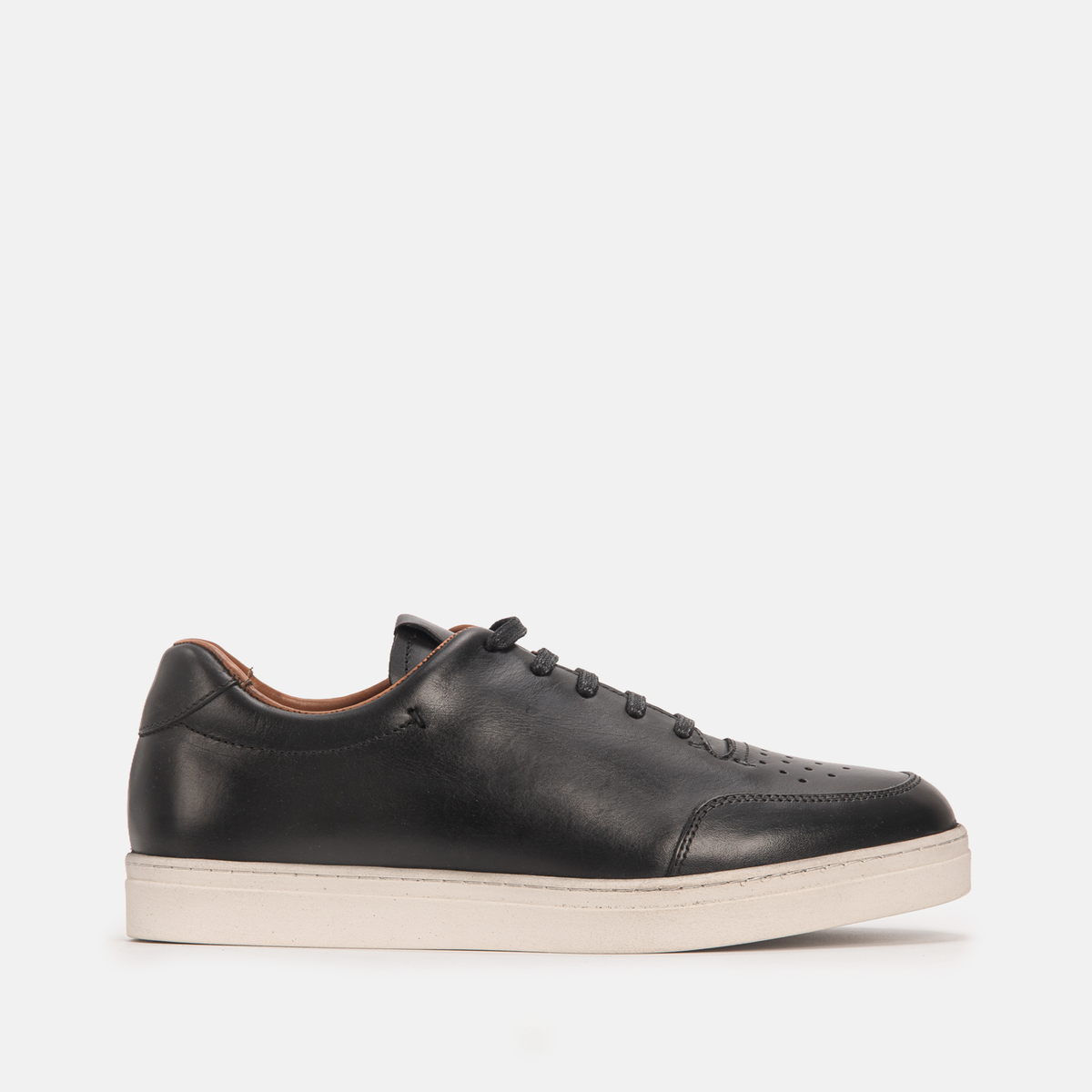 BASKET CUIR NOIR 088