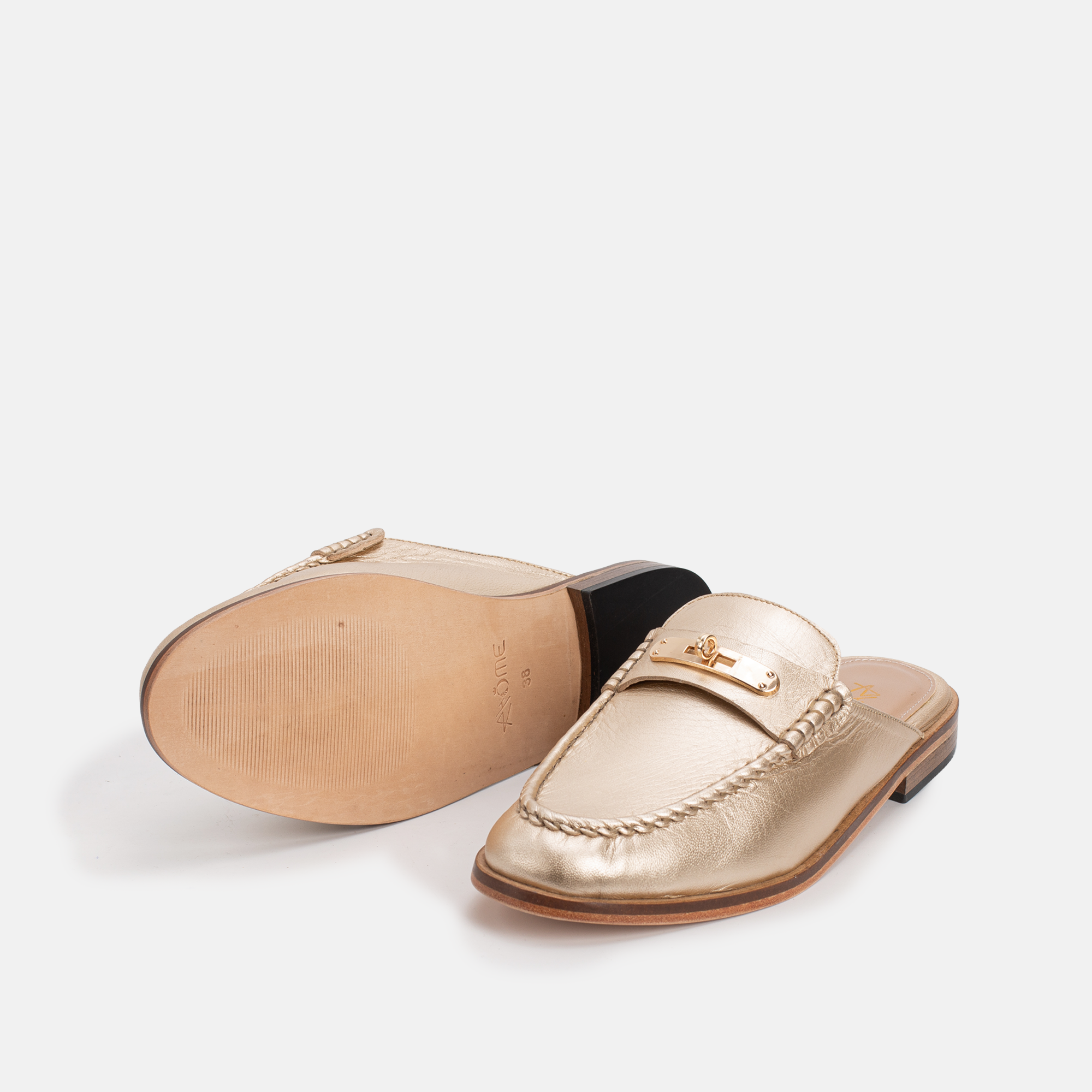 Tata en cuir Cartier