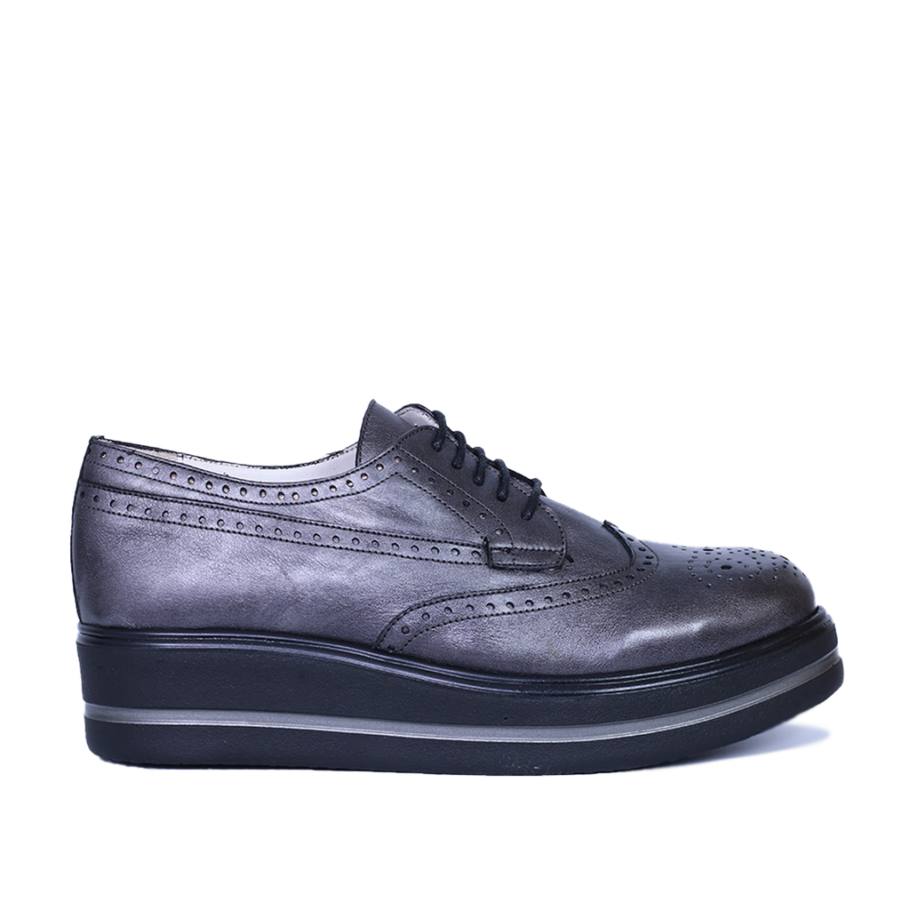 PINAR EN CUIR GRIS