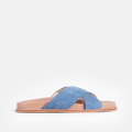 Tracy en Daim Bleu Ciel