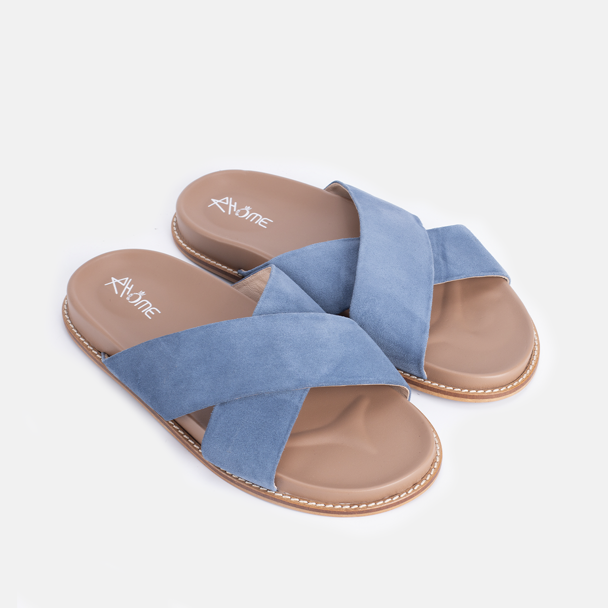 Tracy en Daim Bleu Ciel