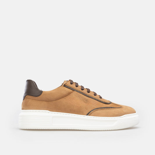 Koa Sneakers / Basket en nubuck Camel