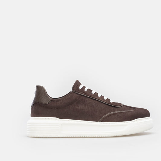 Koa Sneakers / Basket en nubuck Marron