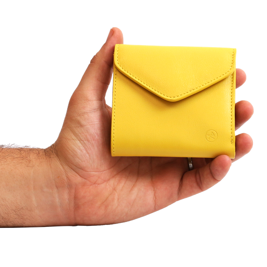 PORTEFEUILLE CELINE EN CUIR JAUNE