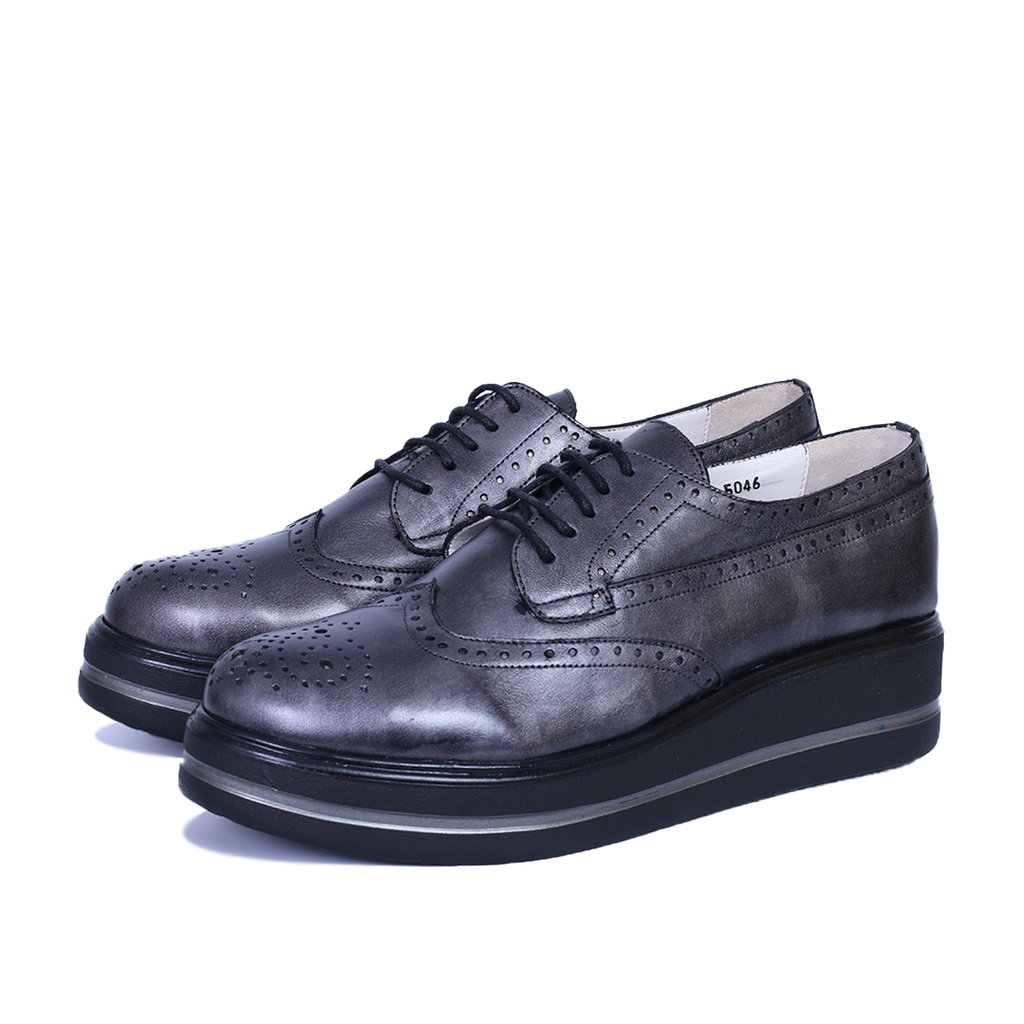 PINAR EN CUIR GRIS
