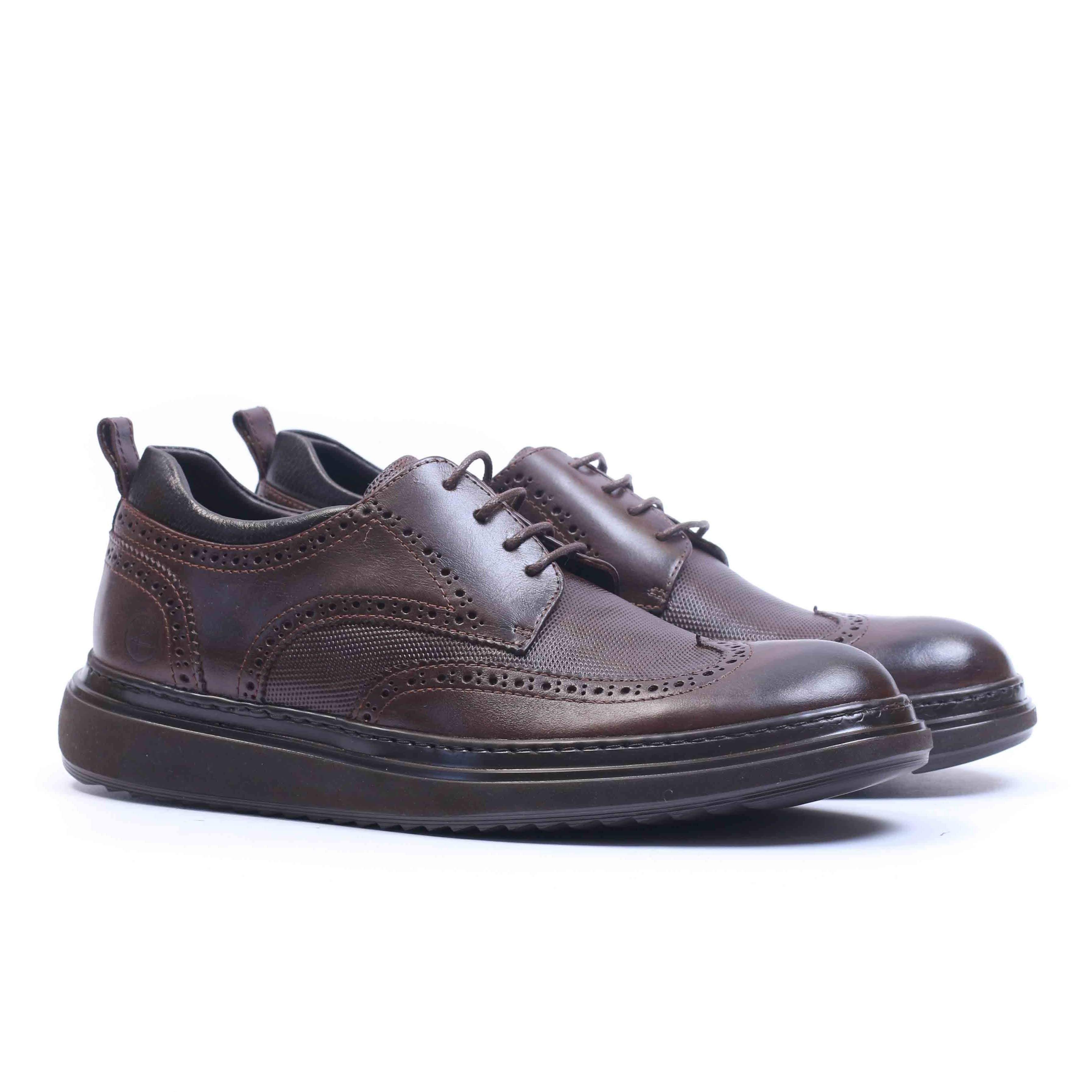Chaussure en Cuir Marron-170