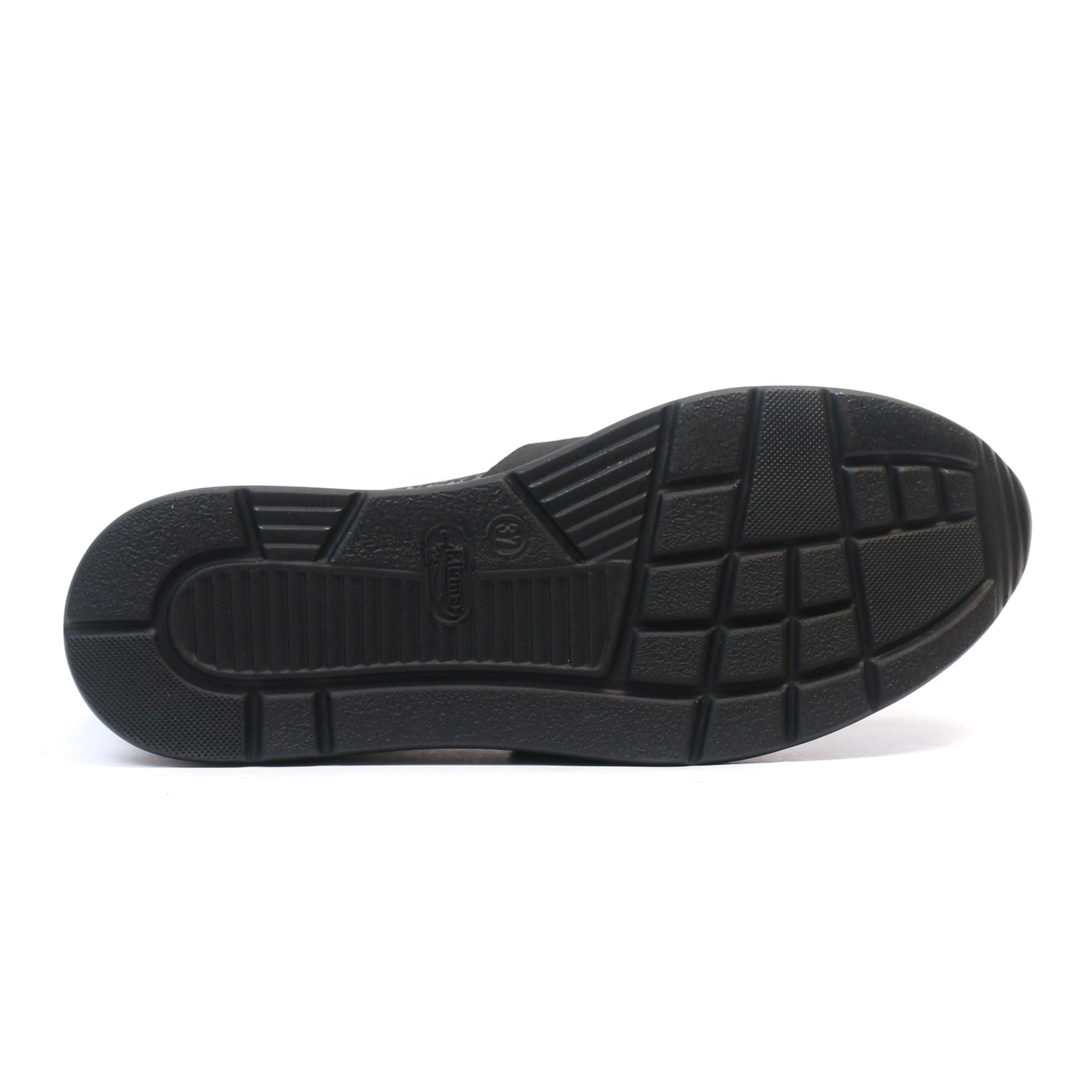 BASKET EN CUIR NOIR 101